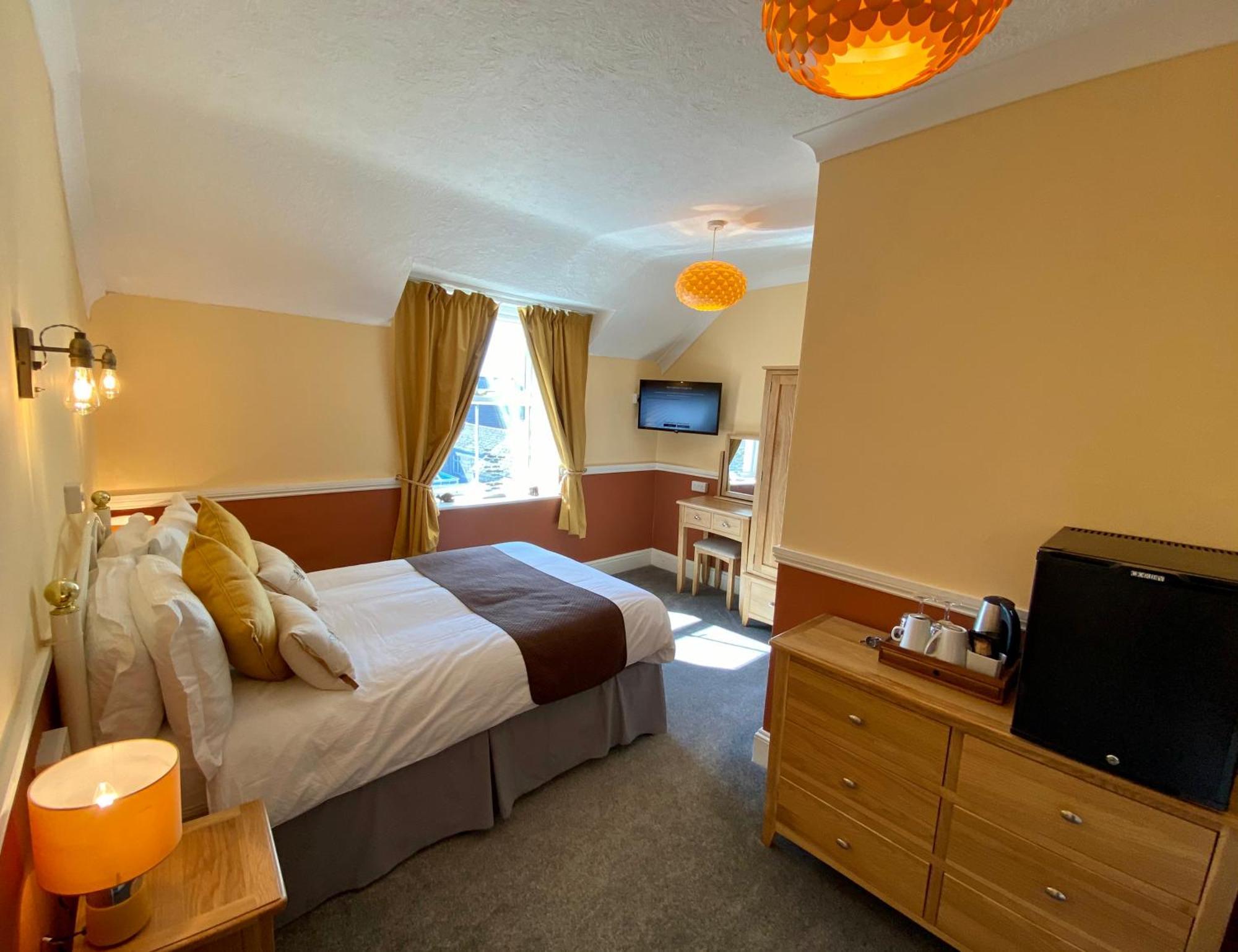 Sunny Bank Guest House Tenby Oda fotoğraf